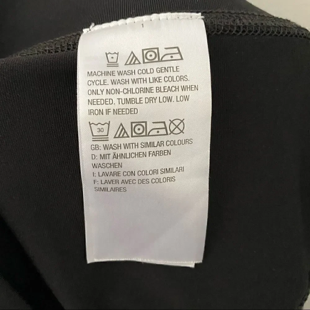 Susan Lucci Black athletic leggings Medium Petite